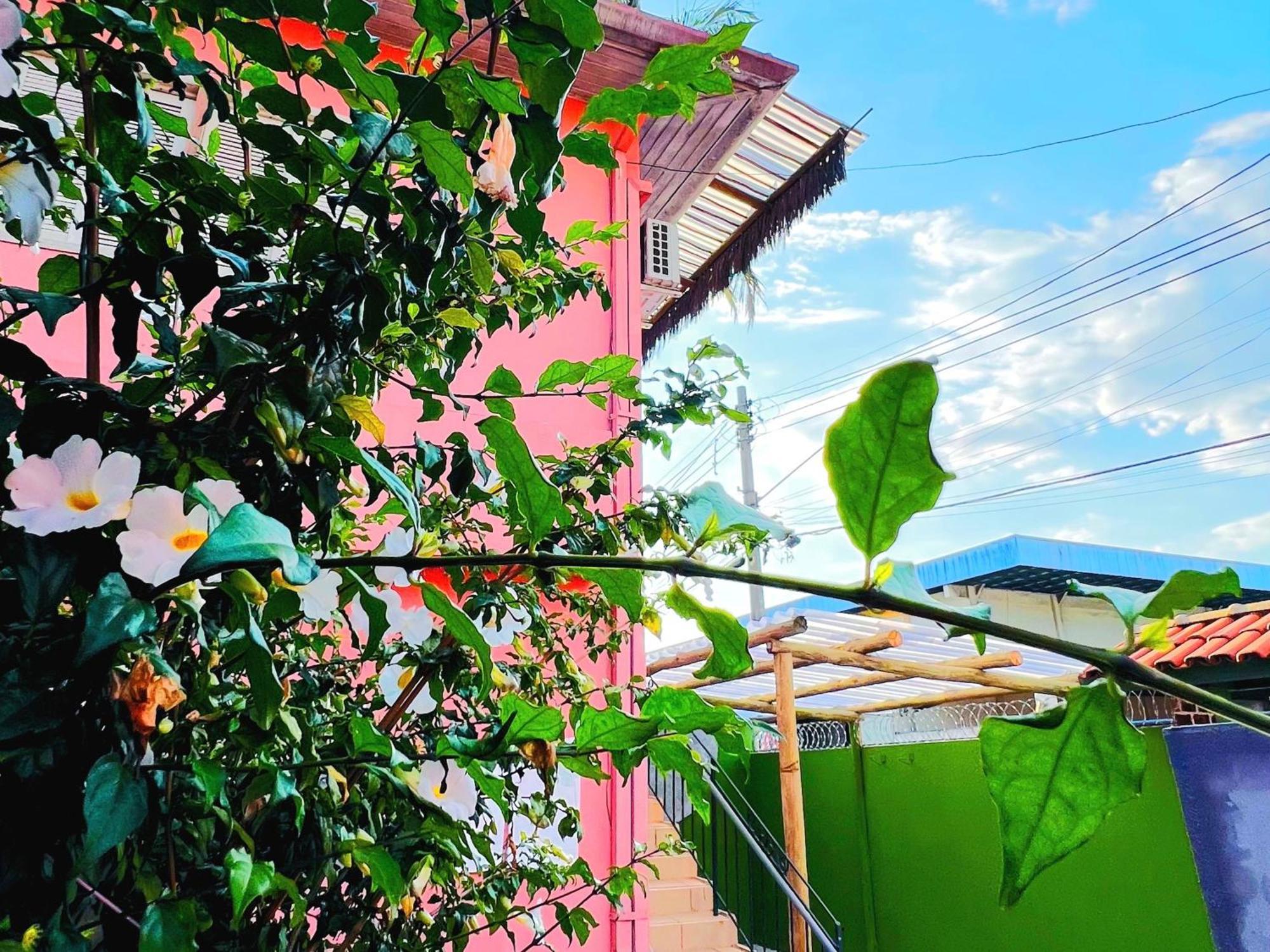 Pousada Casa Rosada Ilhabela Buitenkant foto